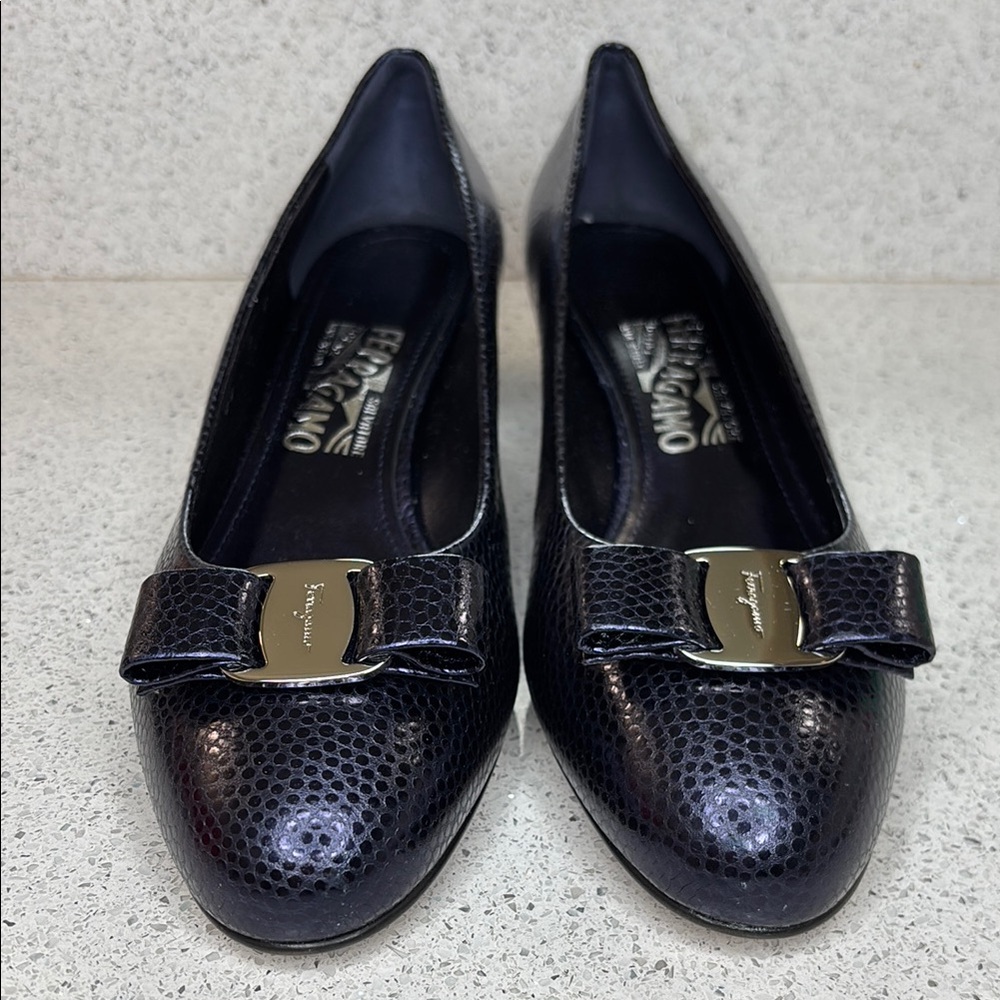 Salvatore Ferragamo Midnight Vara Manta 3.0cm Bow Leather Flats NWT